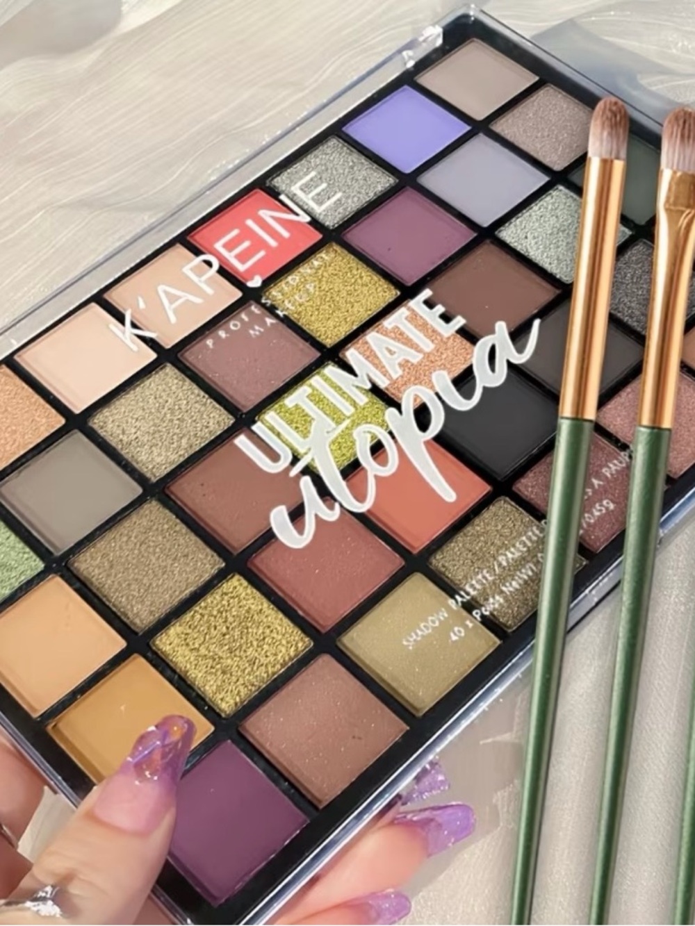 Ultimate Utopia Eyeshadow Palette – Multi-Color
